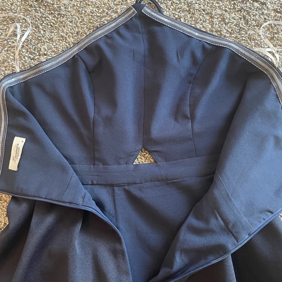 Lumier by Bariano formal navy blue knee length dress size medium - Picture 11 of 13